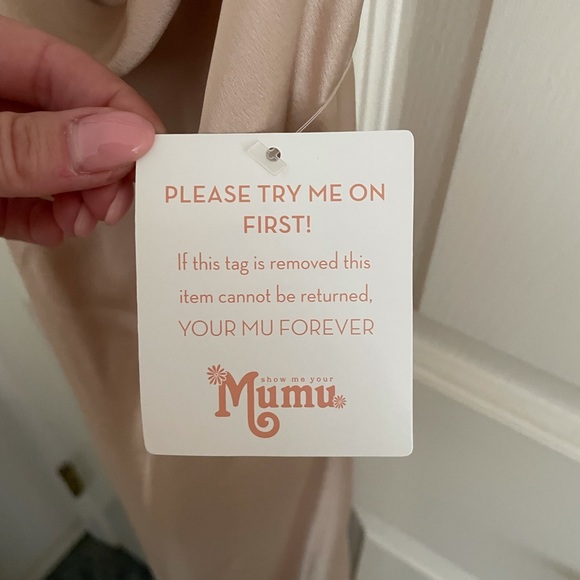 Show Me Your Mumu - Picture 2 of 3